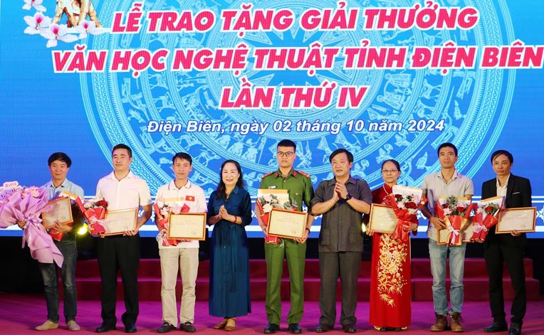 32 Tác Giả Xuất Sắc đạt Giải Thưởng Văn Học, Nghệ Thuật Điện Biên Lần Thứ Iv